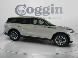 Lincoln Aviator 2024 Reserve 4dr SUV