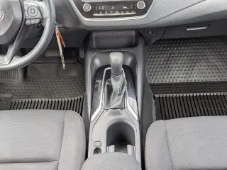Toyota Corolla 2024 LE Sedán 4 puertas