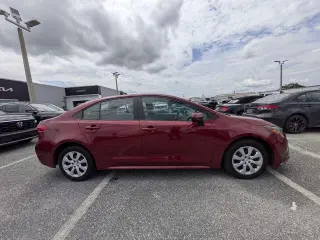 Toyota Corolla 2024 LE Sedán 4 puertas