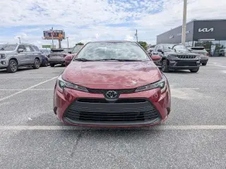 Toyota Corolla 2024 LE Sedán 4 puertas