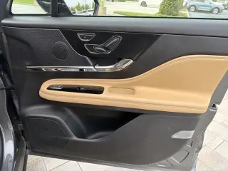 Lincoln Corsair 2023 Reserve 4 SUV