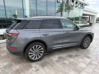 Lincoln Corsair 2023 Reserve 4 SUV