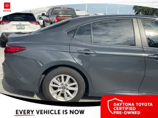 Toyota Camry 2025 LE 4 tracción sedán