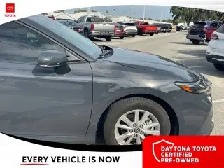 Toyota Camry 2025 LE 4 tracción sedán