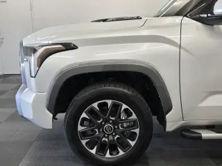 Toyota Tundra 2023 4x4 Limitado HV 4dr CrewMax Cab Pickup SB