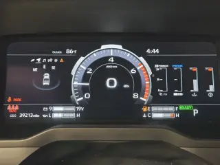 Toyota Tundra 2023 4x4 Limitado HV 4dr CrewMax Cab Pickup SB