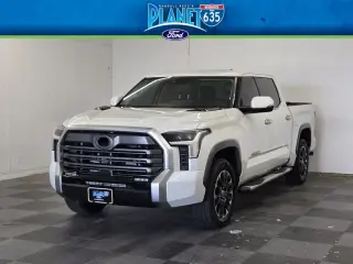 Toyota Tundra 2023 4x4 Limitado HV 4dr CrewMax Cab Pickup SB