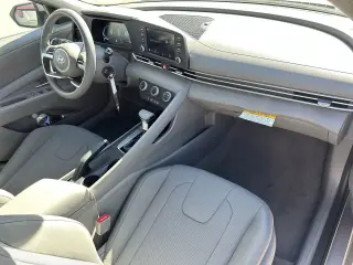 Hyundai ELANTRA 2026 SE 4dr Sedán