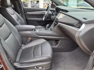 Cadillac XT6 2023 Luxury 4dr SUV