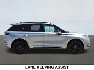 Corsair 2023 Reserve 4dr SUV