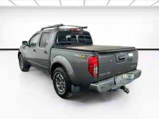 Nissan Frontier 2021 4x4 PRO-4X 4dr Crew Cab 5 ft. SB