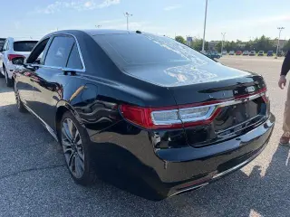 Continental Lincoln 2017 AWD Reserve 4dr Sedan