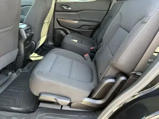 GMC Acadia 2023 SLE 4 SUV