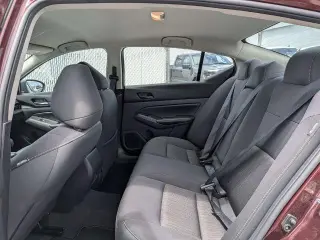 Nissan Altima 2025 2.5 SV 4dr Sedán