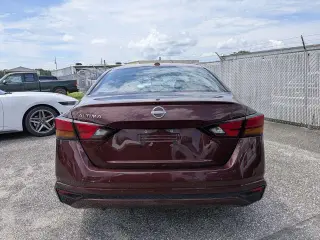 Nissan Altima 2025 2.5 SV 4dr Sedán