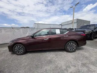 Nissan Altima 2025 2.5 SV 4dr Sedán
