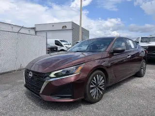 Nissan Altima 2025 2.5 SV 4dr Sedán