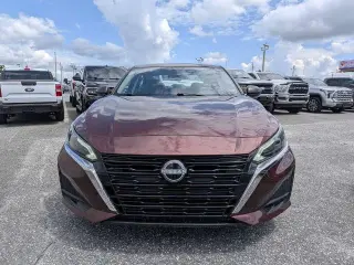 Nissan Altima 2025 2.5 SV 4dr Sedán