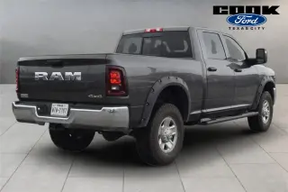 Ram 2500 2025 4x4 Tradesman 4dr Cabina Crew 6.3 ft. SB Pickup