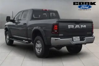Ram 2500 2025 4x4 Tradesman 4dr Cabina Crew 6.3 ft. SB Pickup