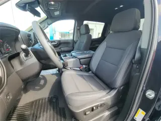 Chevrolet Silverado 1500 2023 4x4 Custom Trail Boss 4dr Crew Cab 5.8 ft. SB