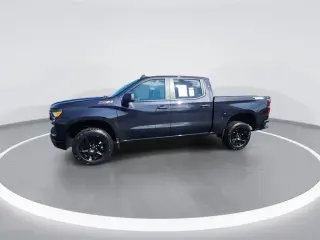 Chevrolet Silverado 1500 2023 4x4 Custom Trail Boss 4dr Crew Cab 5.8 ft. SB