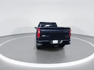 Chevrolet Silverado 1500 2023 4x4 Custom Trail Boss 4dr Crew Cab 5.8 ft. SB