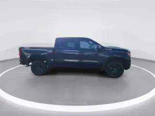 Chevrolet Silverado 1500 2023 4x4 Custom Trail Boss 4dr Crew Cab 5.8 ft. SB