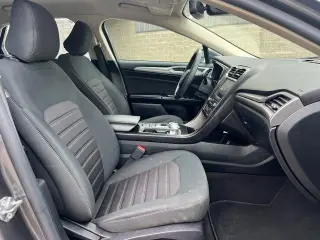 Ford Fusion 2020 SE 4dr Sedán