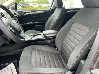Ford Fusion 2020 SE 4dr Sedán