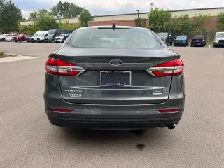 Ford Fusion 2020 SE 4dr Sedán