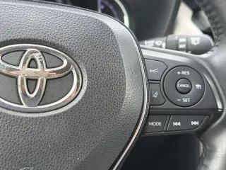 Toyota RAV4 2020 Limited 4dr SUV