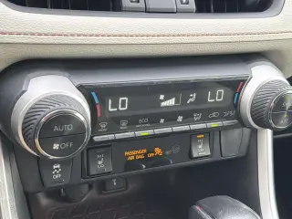 Toyota RAV4 2020 Limited 4dr SUV