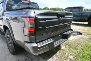 Nissan Frontier 2026 4x4 PRO-4X 4dr Crew Cab 5 ft. SB