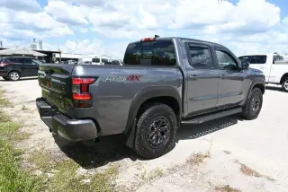 Nissan Frontier 2026 4x4 PRO-4X 4dr Crew Cab 5 ft. SB