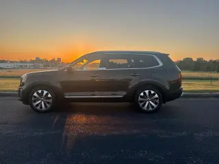 SUV Kia Telluride 2021 AWD SX 4dr