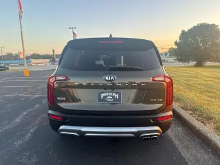 SUV Kia Telluride 2021 AWD SX 4dr