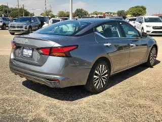 Nissan Altima 2025 2.5 SV 4dr Sedán
