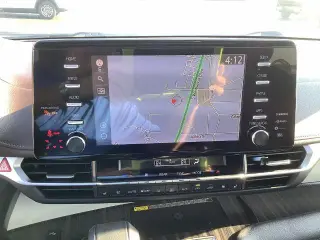 Toyota Sienna 2022 AWD Platino 7 Pasajeros 4 puertas Minivan