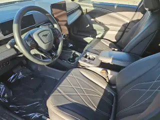 Ford Mustang Mach-E 2025 Select 4dr SUV