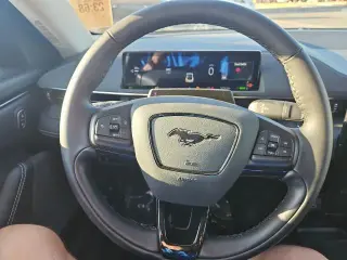 Ford Mustang Mach-E 2025 Select 4dr SUV