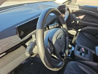Ford Mustang Mach-E 2025 Select 4dr SUV
