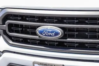 FORD F-150 2023 4x2 XLT 4dr SuperCrew 5.5 ft. SB