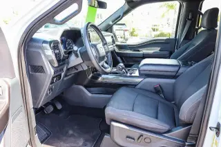 FORD F-150 2023 4x2 XLT 4dr SuperCrew 5.5 ft. SB