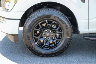 FORD F-150 2023 4x2 XLT 4dr SuperCrew 5.5 ft. SB