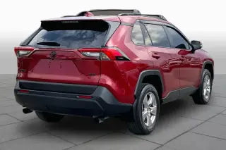 Toyota RAV4 2024 XLE SUV de 4 puertas