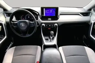 Toyota RAV4 2024 XLE SUV de 4 puertas