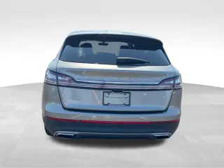 Lincoln Nautilus 2023 AWD Reserve SUV de 4 puertas