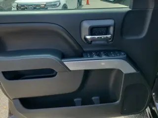 Chevrolet Silverado 1500 2015 4x4 LT Cabina Doble 4p Caja Corta de 6.5 pies