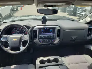 Chevrolet Silverado 1500 2015 4x4 LT Cabina Doble 4p Caja Corta de 6.5 pies